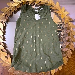OLD NAVY LIKE NEW-Small - gold foil pineapples on soft Forrest green cotton tank